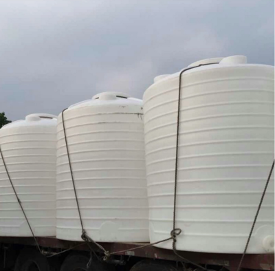 PT-20000L 滚塑容器的产品特点与应用分析
