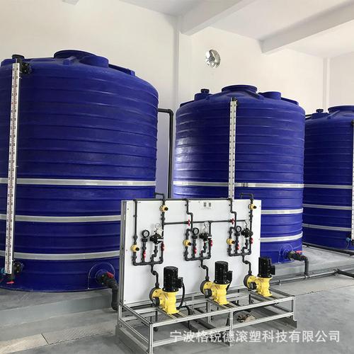 滚塑容器最新报价走势分析-信阳酸碱塑料食用水储水罐储罐